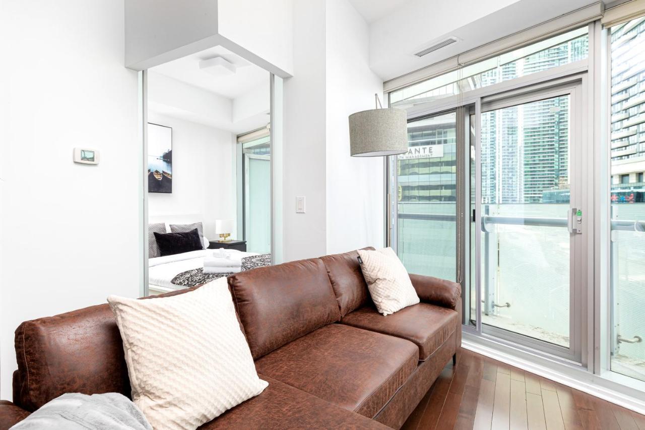 Downtown Toronto Condo Near Cn Tower, Mtcc, Rogers Center , Union Station 外观 照片